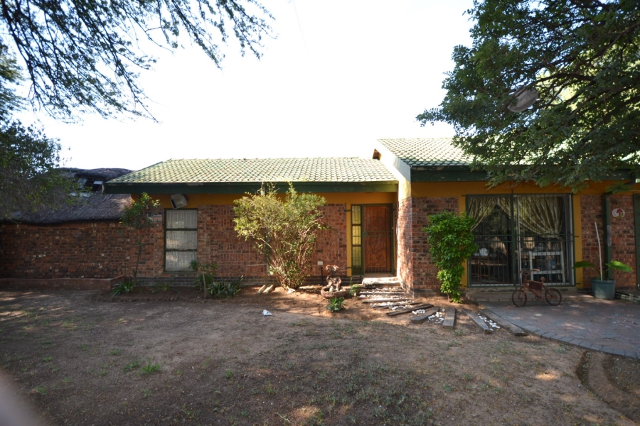 Commercial Property for Sale in Residentia Free State